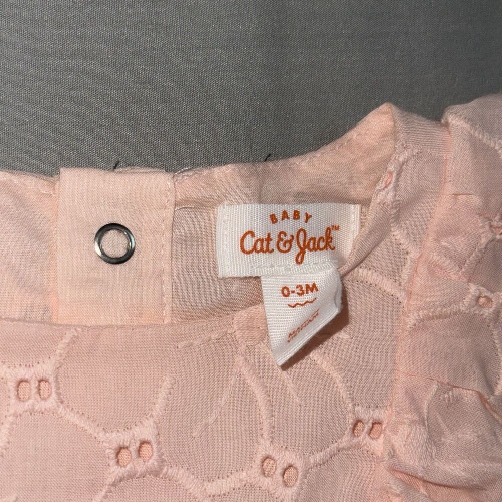 Cat & Jack Babygirl Size 0-3m Romper - Picture 2 of 3